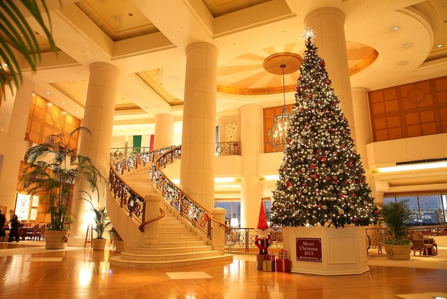 ホテル日航東京 ロビーには トントゥハウス が初登場 クリスマスイルミネーション 14年11月7日 金 12月25日 木 ホテル日航東京のプレスリリース