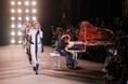 MAISON YOSHIKI PARIS パリ ファッション ウィークのシネマティックなランウェイショー フルバージョン初公開