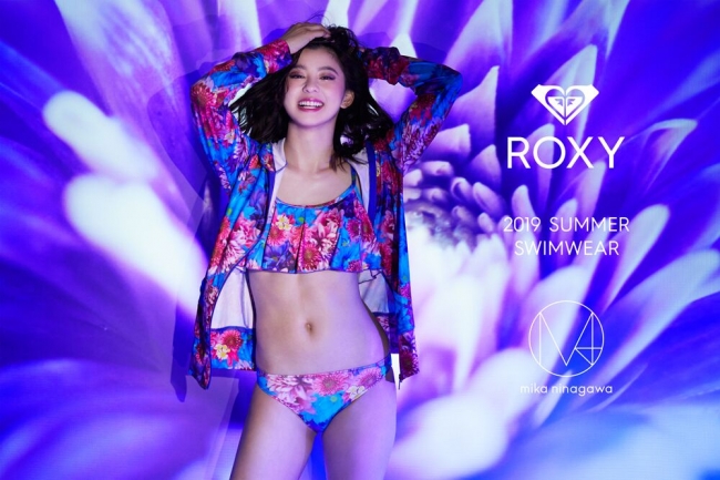 【ROXY】 水着/ビキニ/Mサイズ/花柄/蜷川実花コラボ/ロキシー