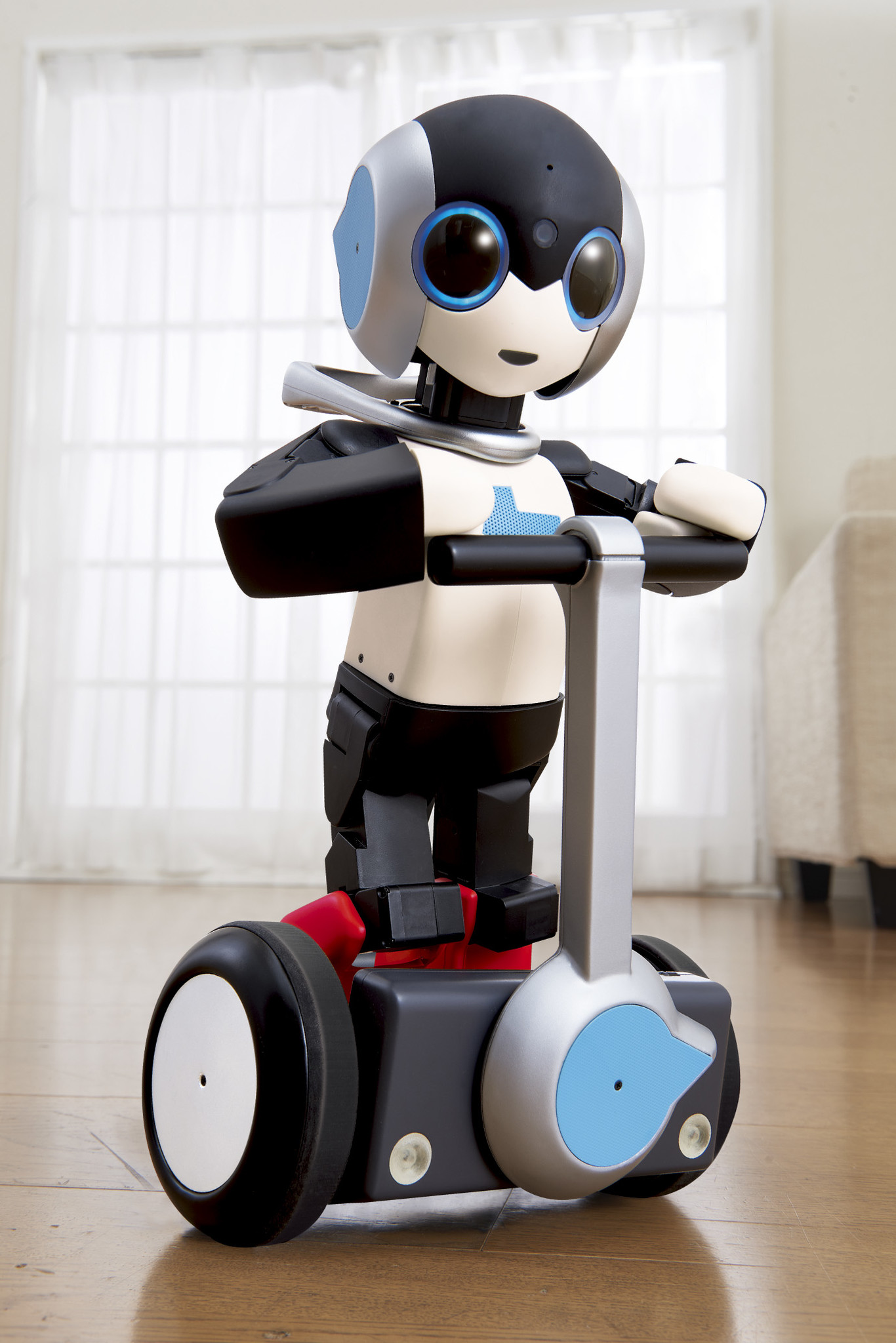 世界初！ロボット用の組立式パーソナルモビリティ登場！完全受注生産『Robi Ride』予約受付中｜株式会社デアゴスティーニ・ジャパンのプレスリリース