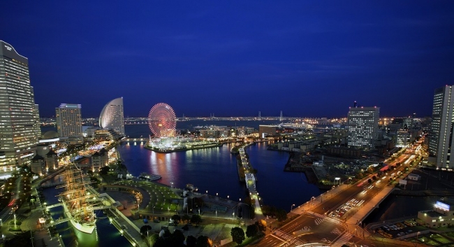 3位　「ニューオータニイン横浜プレミアム」　海側客室からの夜景