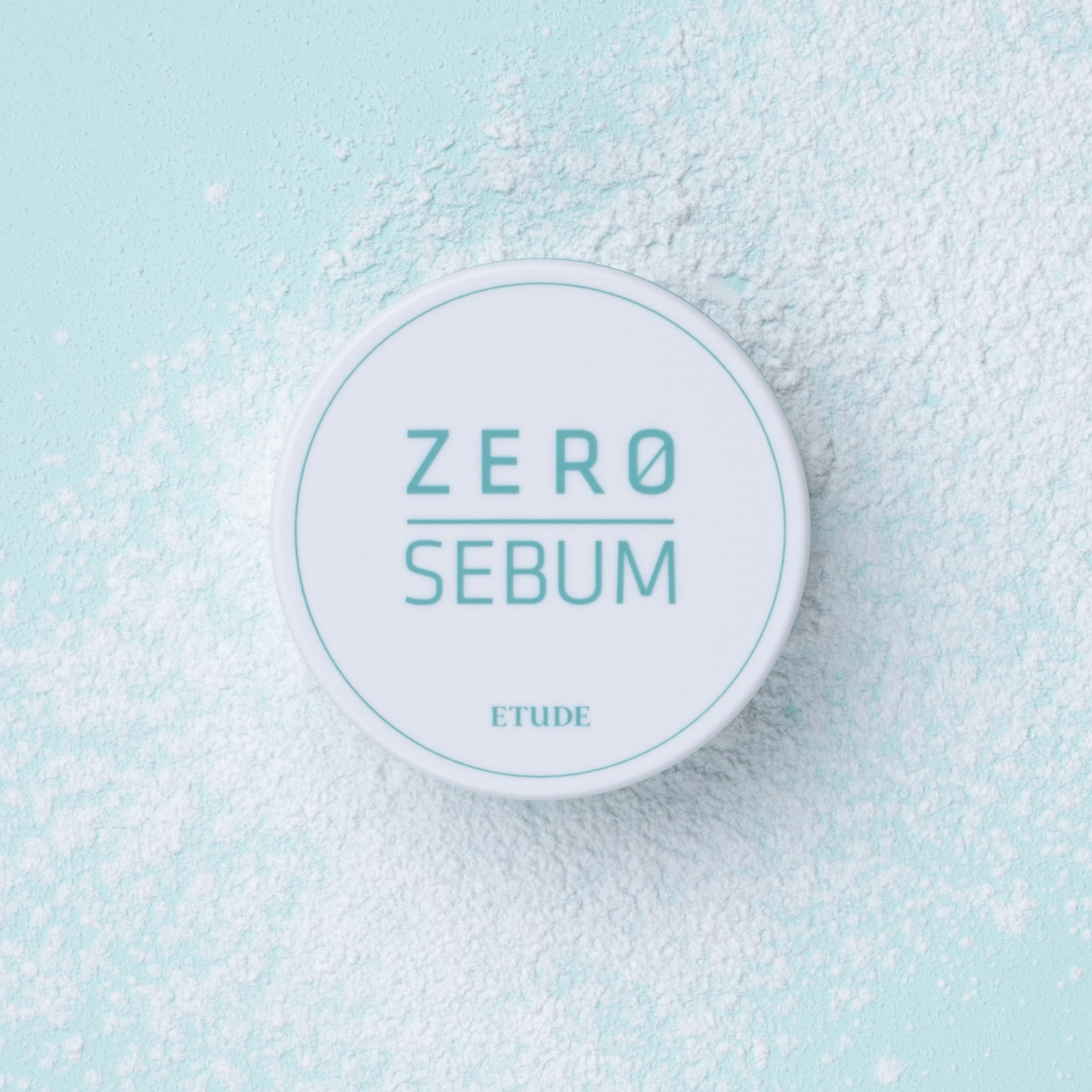 テカりやべたつきをおさえて、すべすべマットな陶器肌に Zero Sebum 