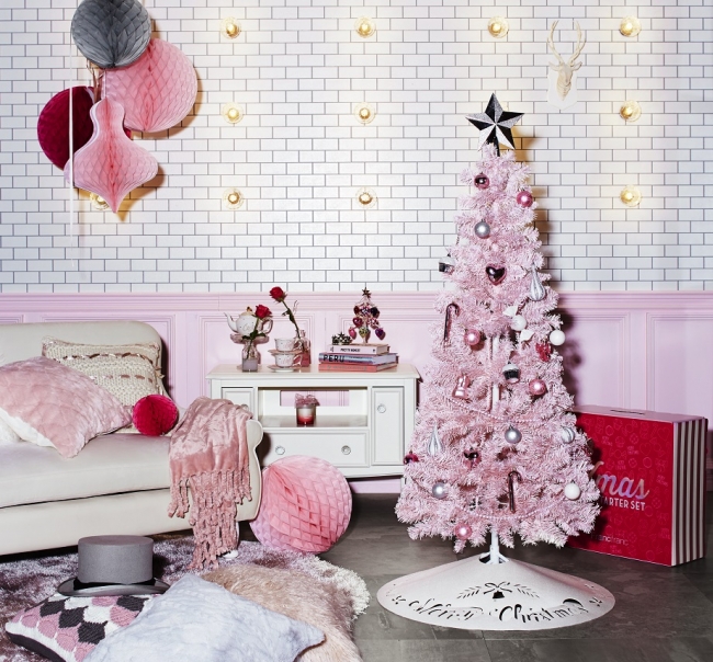 Francfranc 16年のクリスマスは Jewel Christmas おしゃれに着飾るように ツリーもあなただけの飾りつけを 株式会社francfrancのプレスリリース
