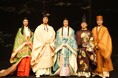 本物の裳束で、『源氏物語』の「宇治十帖」を華麗に舞い、歌う。詩楽劇『めいぼくげんじ物語 夢浮橋』開幕!
