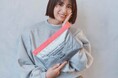 『VERY NaVY』2025年10月号(9月5日発売)付録は、東原亜希さんプロデュースの「FORME」×「N by NaVY」のクラッチポーチ