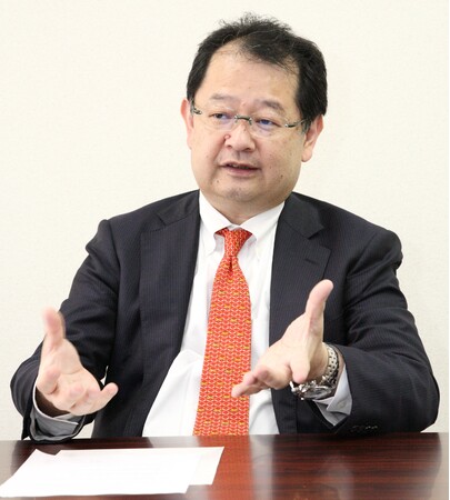 堀 賢 教授 堀 賢 教授