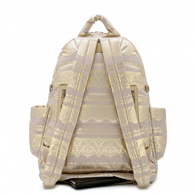 リュックサック底ポケット