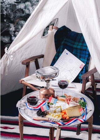 4種のチーズとオリジナルグッズの例 4種のチーズとオリジナルグッズの例