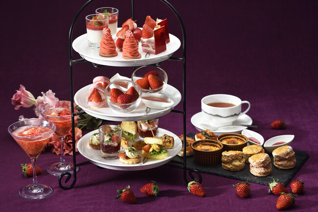 いちご尽くしの「ストロベリーアフタヌーンティー」 いちご尽くしの「ストロベリーアフタヌーンティー」