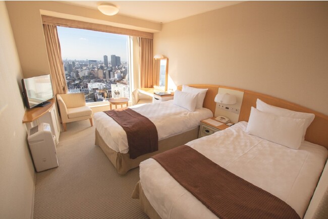 高層階のお部屋で楽しむ都心の景色(品川プリンスホテル メインタワー ツインルーム) 高層階のお部屋で楽しむ都心の景色(品川プリンスホテル メインタワー ツインルーム)