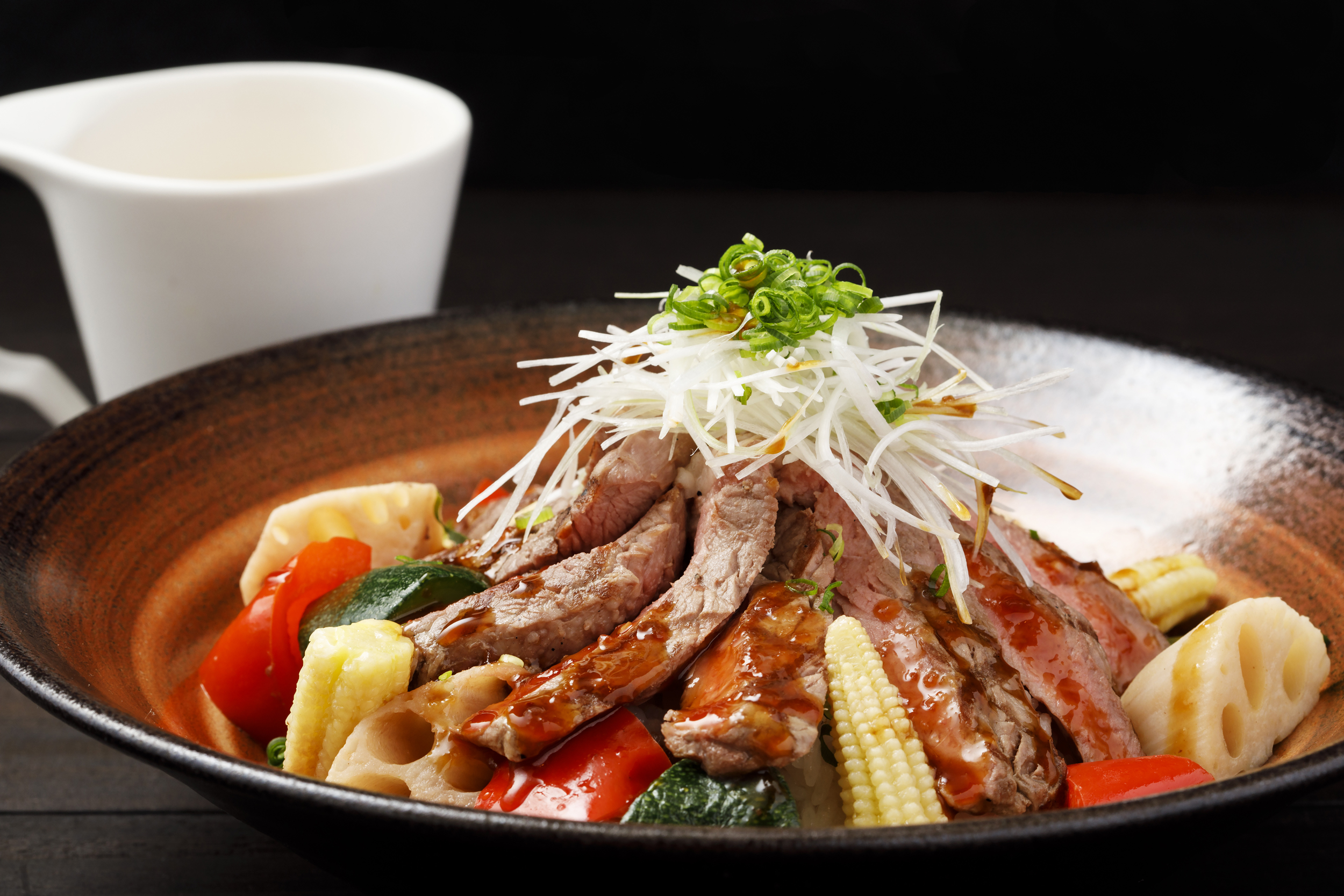 品川プリンスホテル 24時間営業の カフェレストラン24 で真夜中のステーキフェア開催 株式会社プリンスホテルのプレスリリース