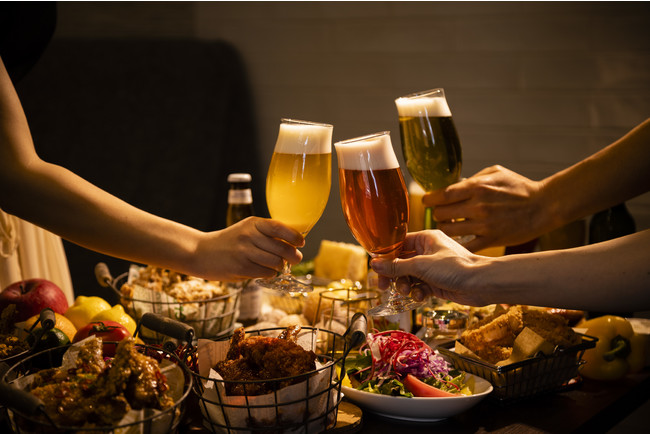 カラフルなビアカクテルの飲み比べも楽しい