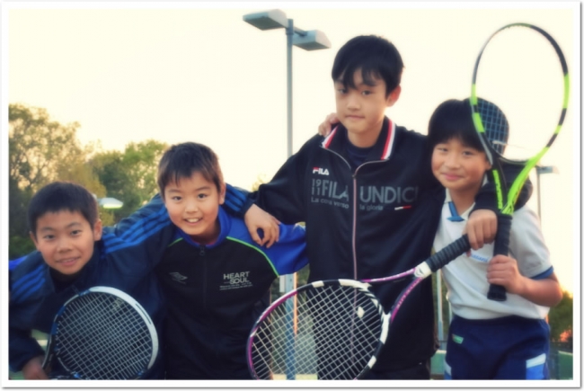 テニスで育む健全な心と身体。ITCジュニアプログラム