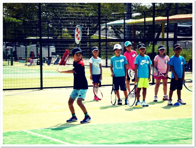 ITC各校のジュニア選手たちが大集結。恒例「夏のジュニアテニスキャンプ」
