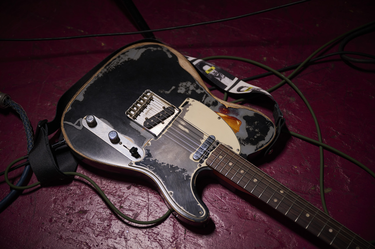 ジョー ストラマー ザ クラッシュ が愛用していた伝説のギターを再現 Joe Strummer Telecaster 9月16日 金 より公式オンラインショップ限定で販売 フェンダーミュージックのプレスリリース