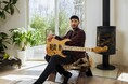 CHARVEL エンジェル・ヴィヴァルディの新シグネイチャーモデル『Angel Vivaldi Signature Pro-Mod Nova-7 NAT』2025年8月6日(水)国内販売開始