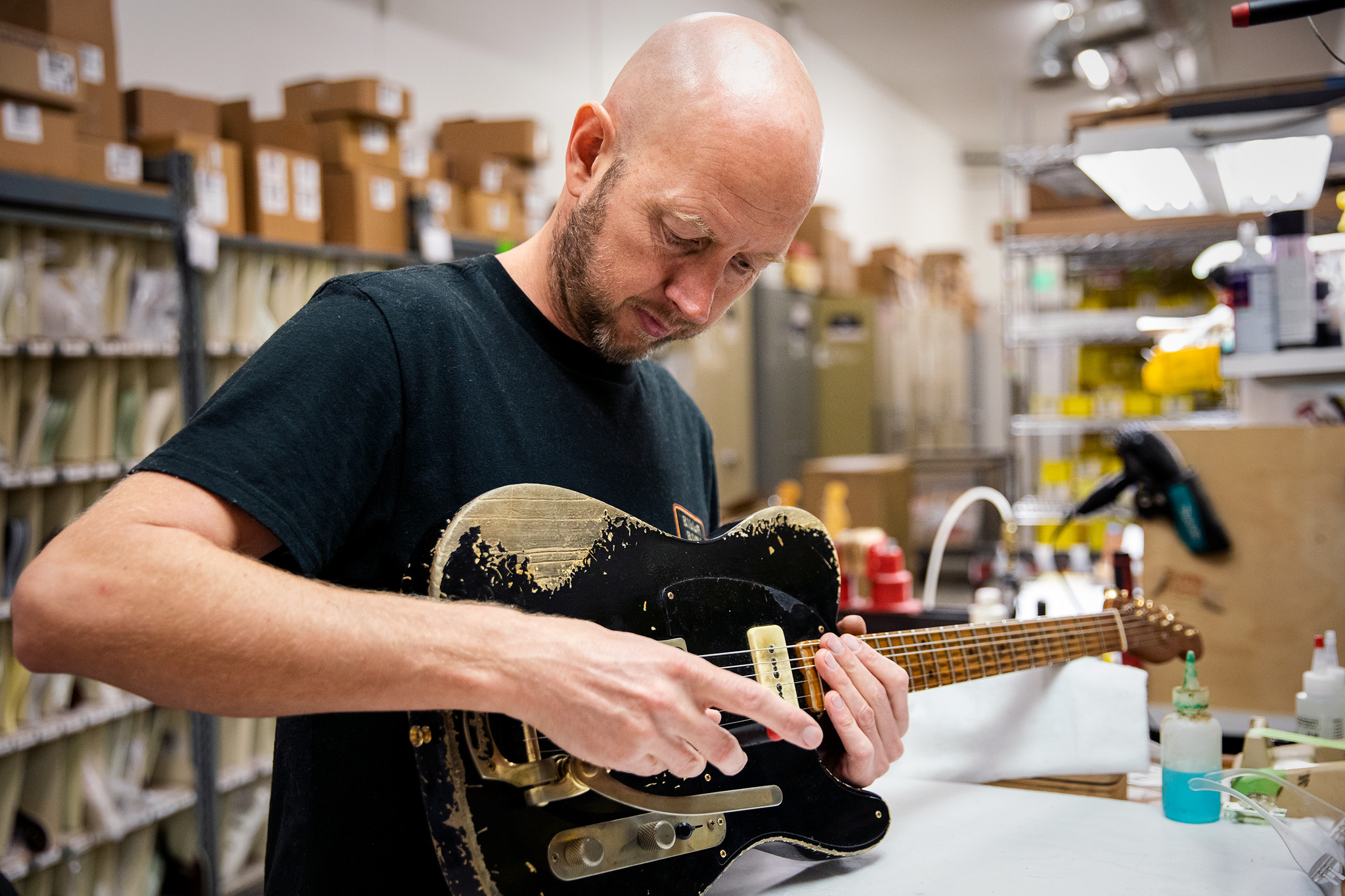 FENDER CUSTOM SHOPの13人目のマスタービルダーにヴィンセント・ヴァン