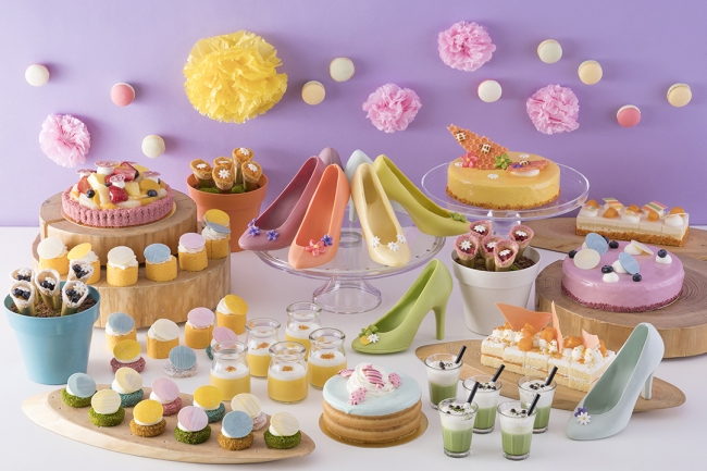 スイスホテル南海大阪 カラフルなスイーツに 令和カラー のケーキも スイーツブッフェ Swiss Chocoholic Pastel Buffet スイスホテル大阪南海株式会社のプレスリリース