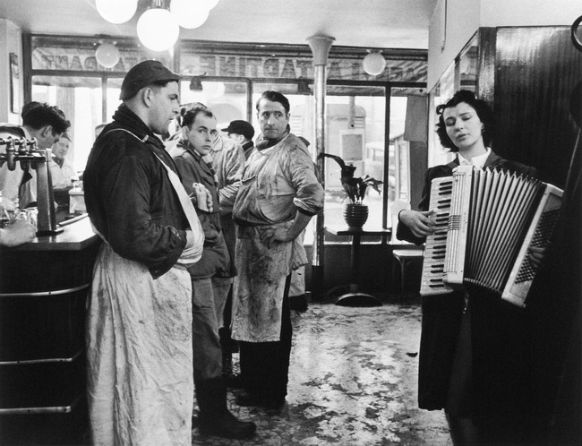 写真家ドアノー／音楽／パリ ROBERT DOISNEAU / LA MUSIQUE / PARIS【美術館「えき」KYOTO】 |  株式会社ジェイアール西日本伊勢丹のプレスリリース