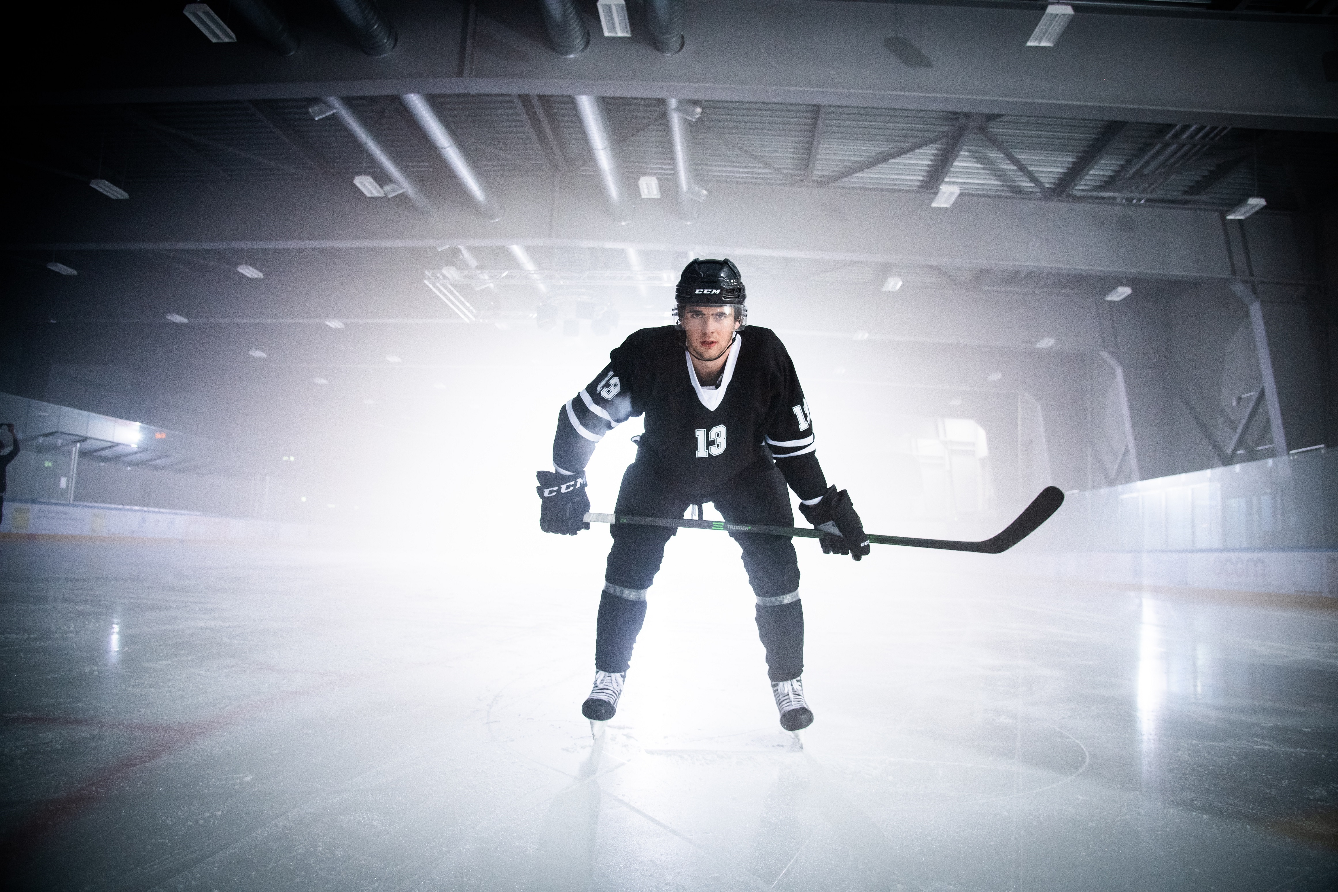 ニコ ヒッシャー Nhlの最年少キャプテンがカール F ブヘラファミリーの一員に スイスプライムブランズ株式会社のプレスリリース