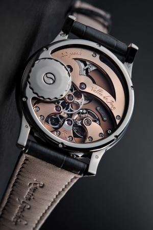 スイス高級時計産業の聖地で作られる年間生産本数60本の高級時計