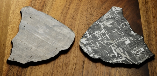 隕石（メテオライト）を硝酸につける前と後