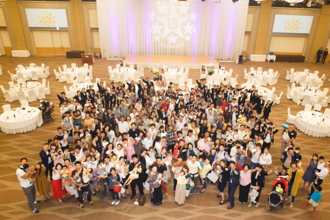 ホテル日航熊本 ホテル日航熊本で結婚式 を挙げたお客様へ1日限りの同窓会 ウエディング同窓会18 を開催 ニッコー ホテルズ インターナショナルのプレスリリース