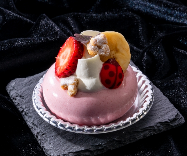 「いちごとバナナのガトー」