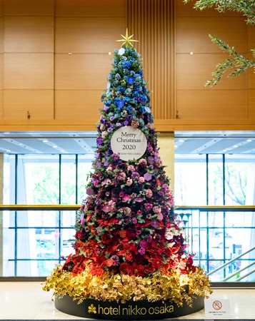 ホテル日航大阪 フラワークリスマスツリー