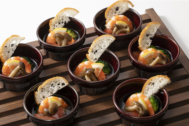 小エビとブロッコリーの 雲丹風味のアヒージョ(4月)