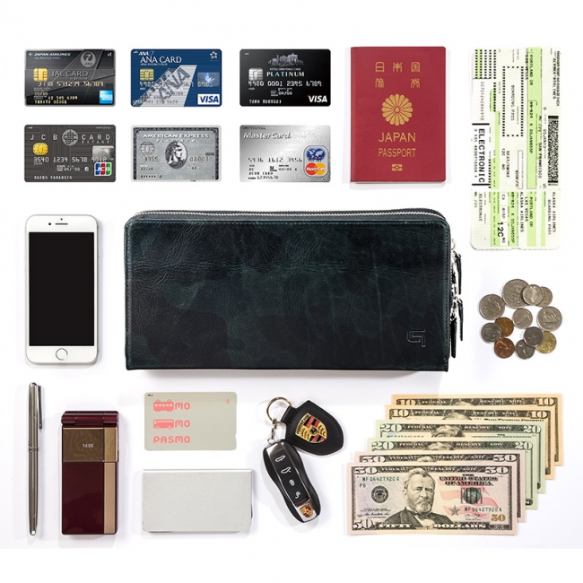 DoubleZipOrganizer　収納イメージ 「これだけ持って出かけられる」をコンセプトに作られた、日々持ち歩く財布やスマートフォン、鍵などを一つにまとめるオーガナイザー。