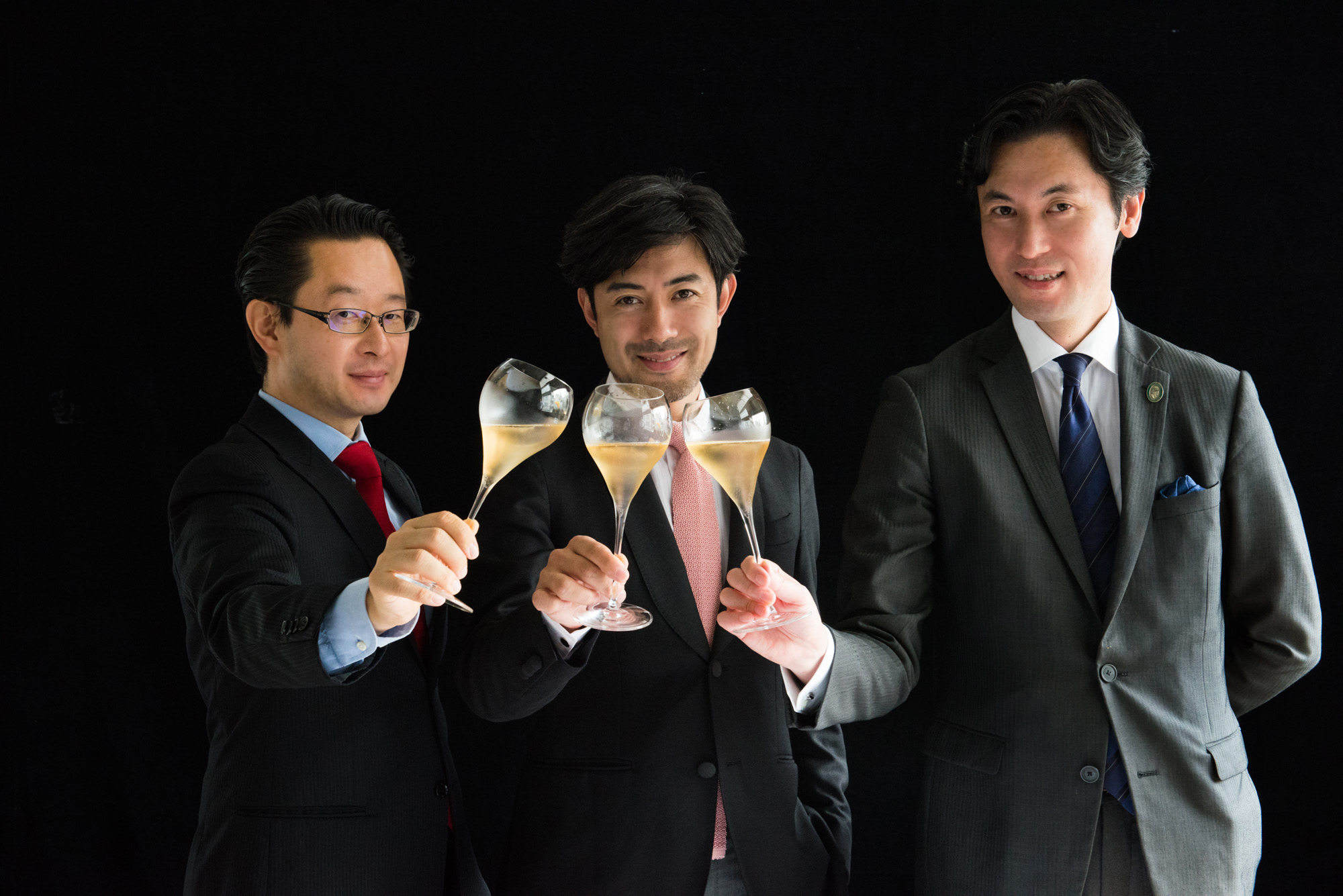 先着限定1 000名様 日本のトップソムリエがセレクトしたシャンパーニュを毎月1回お届け 動画特化型シャンパーニュ定期購入サービス Art Of Champagne 申込受付開始 ワサヴィ株式会社のプレスリリース