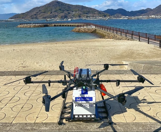 クオール特注のGPS追跡機能付き医薬品配送用ボックスを搭載 クオール特注のGPS追跡機能付き医薬品配送用ボックスを搭載