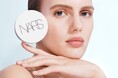 【NARS】光を操り透明感のある肌に導く注目の新製品「ライトリフレクティング セラム クッションファンデーション」の予約が本日1月31日(金)よりスタート