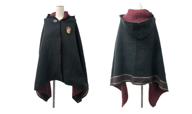 魔法ワールド（Wizarding World）」のオフィシャル商品が揃う