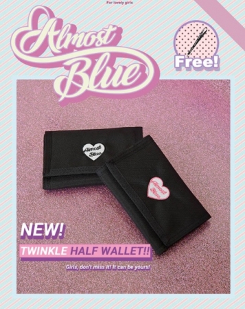 「TWINKLE HALF WALLET」 COLOR：PURPLE、SKYBLUE、 PINK、GRAY。７つのポケットが便利！累計販売10万個以上