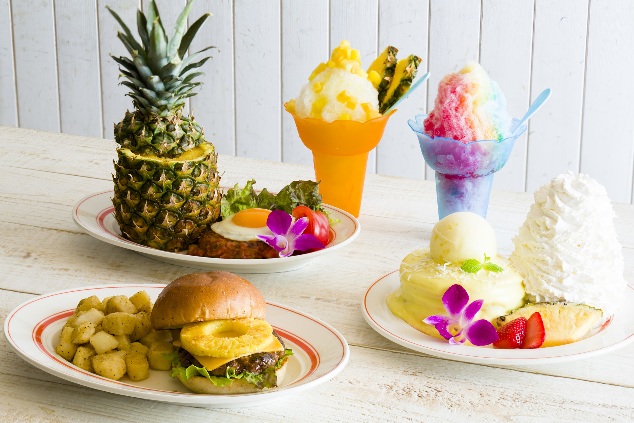 ７月のeggs N Thingsはパイナップルづくし In Summer ダイナミックにパインを楽しめるお食事メニューや 大好評のかき氷 シェイブアイス などトロピカルな新作登場 Eggs N Things Japan株式会社のプレスリリース