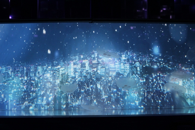 すみだ水族館 クラゲと都会の雪景色の共演 映像 音楽 香りで空間演出 体感型のインタラクティブアート 雪とクラゲ を開催 オリックス株式会社のプレスリリース