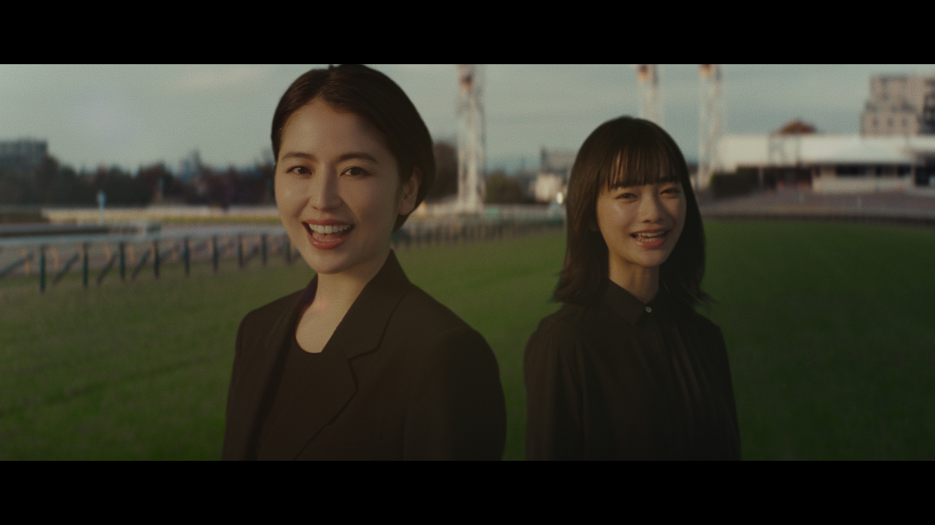 新プロモーションキャラクター 長澤まさみさん 見上愛さんによる新tvcm Cm楽曲は 安室奈美恵さん Hero 日本中央競馬会のプレスリリース