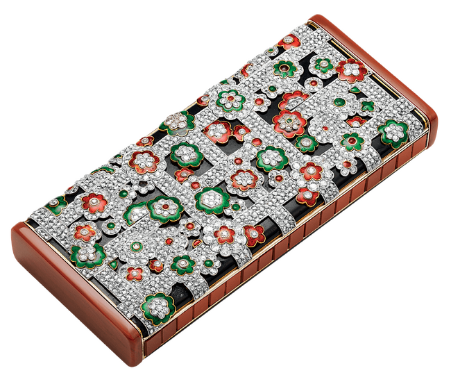 ミルフィオリ ヴァニティケース、1928年(ホワイトゴールド、イエローゴールド、 ジャスパー、エナメル、ダイヤモンド / ヴァン クリーフ&アーペル コレクション) ミルフィオリ ヴァニティケース、1928年(ホワイトゴールド、イエローゴールド、 ジャスパー、エナメル、ダイヤモンド / ヴァン クリーフ&アーペル コレクション)