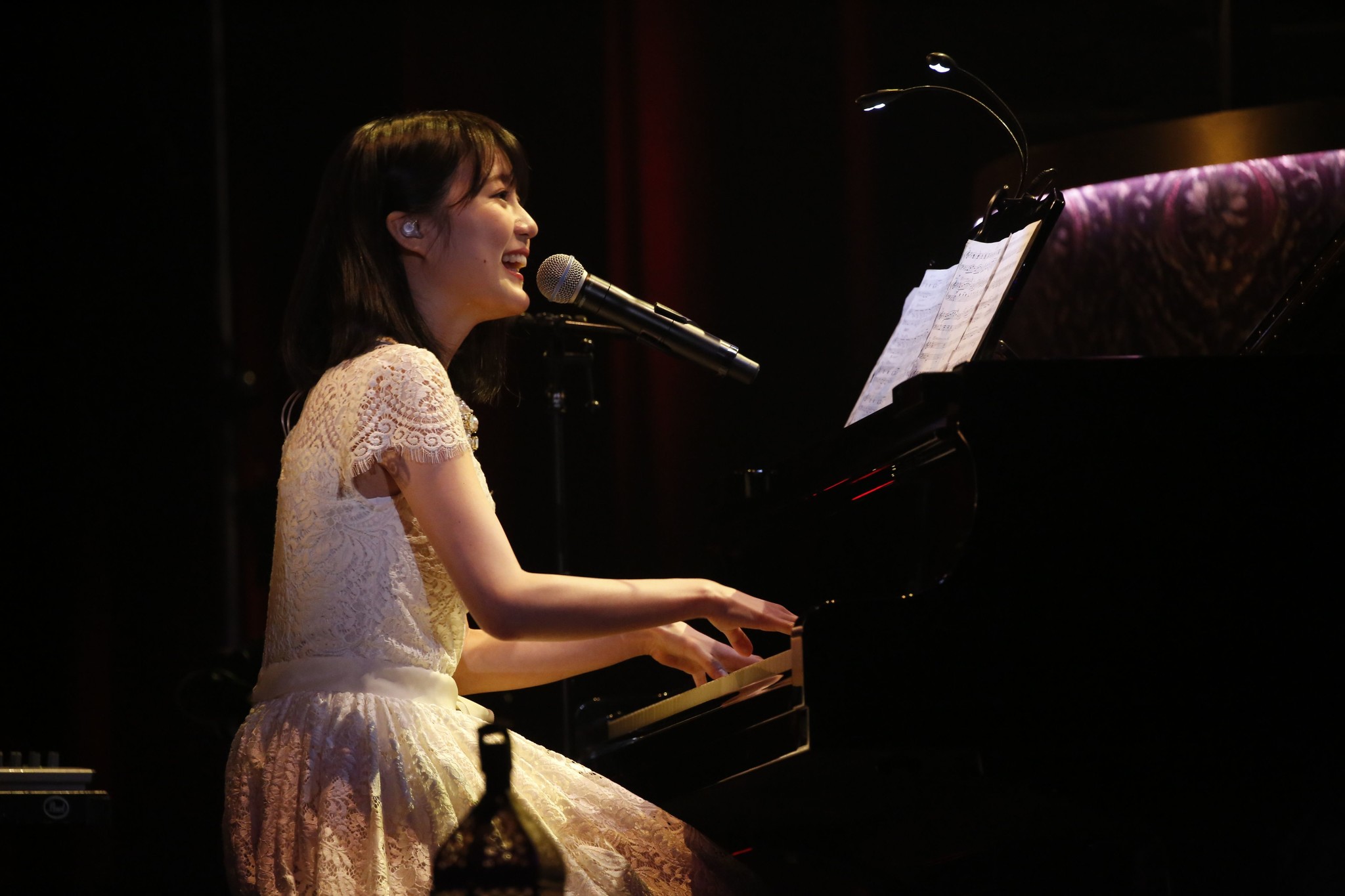 12月25日クリスマスの夜 生田絵梨花 乃木坂46 が Mtv Unplugged に出演 乃木坂 46メンバーによるソロコンサートは初 バイアコム ネットワークス ジャパン株式会社のプレスリリース