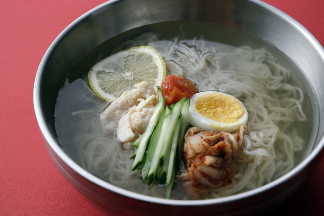 〆に楽しみたい「韓国冷麺」