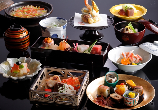 日本料理 うえまち「海老・蟹 冬の味覚懐石 からたち」
