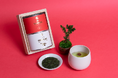 【煎茶堂東京】2025年の「無病息災」を願うお茶「金粉入り大福茶(桐箱入り)」発売!ラッキーセブンの7周年記念缶も