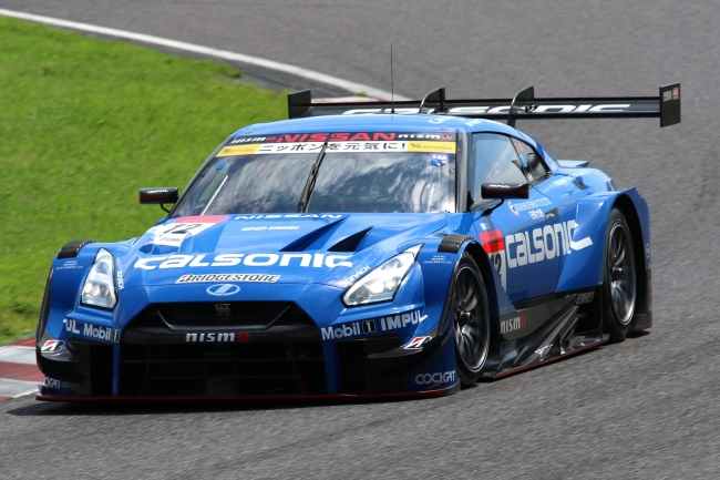 カルソニック IMPUL GT-R※実際の走行マシンとは異なります。