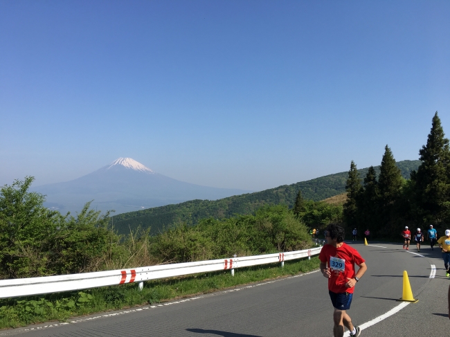 芦ノ湖スカイラインから見える富士山　※2017年開催時