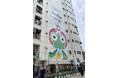 “アニメの日記念”Huluがアニメへの愛を叫ぶ!「BIG LOVE ANIME Hulu」ケロロ軍曹の超大型広告が渋谷に出現!