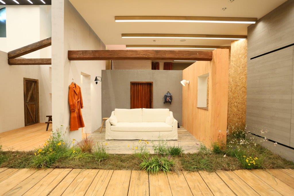 バリー 2020年春夏コレクションをミラノにて発表