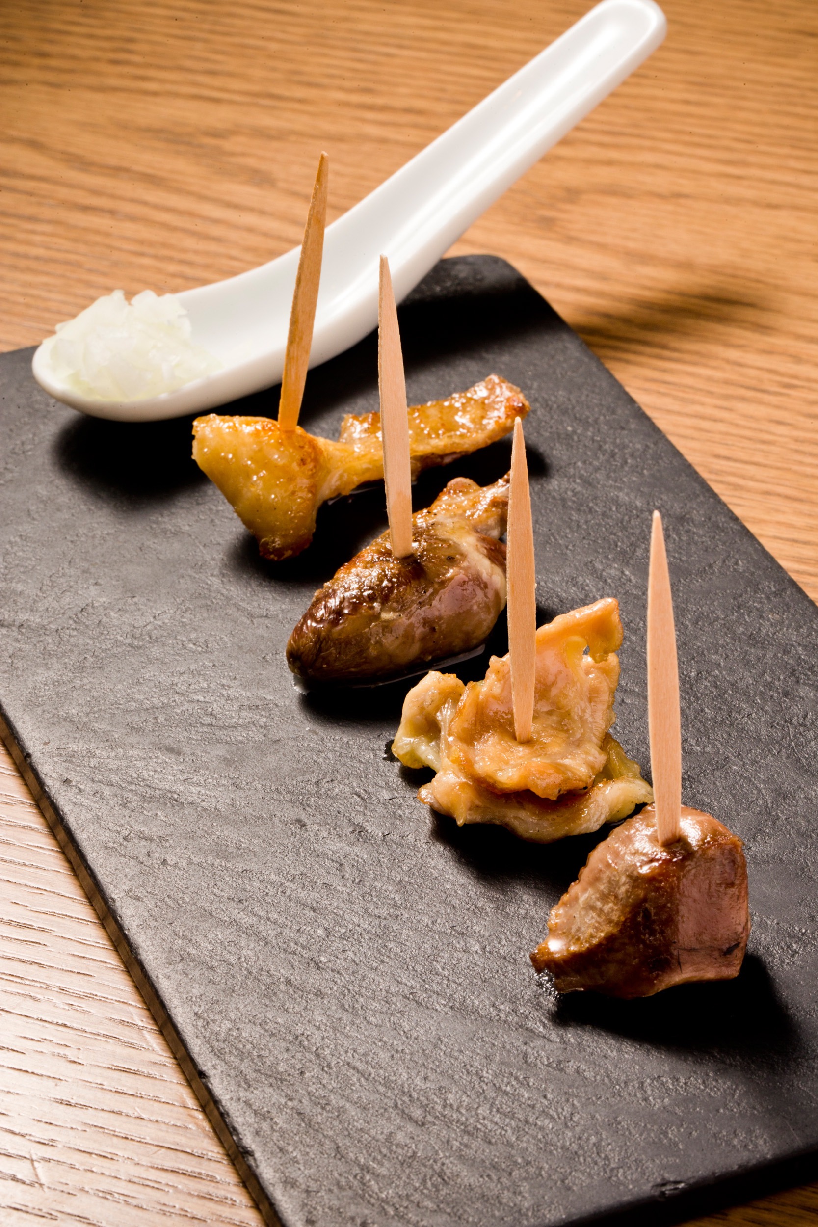 看板のない焼鳥店 中目黒いぐち 恵比寿 がランチ営業をスタート 著名人御用達の大人の隠れ家で極上のランチをご堪能ください ｇ ｆａｃｔｏｒｙ株式会社のプレスリリース