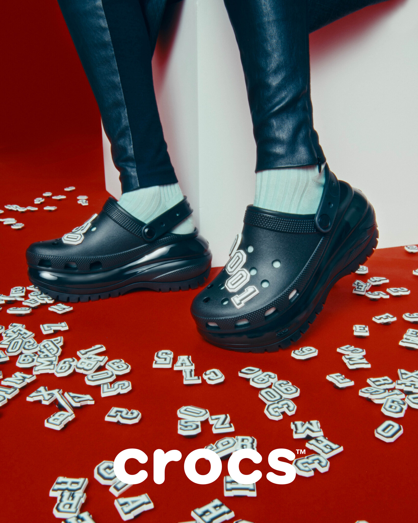 U)クロックス crocs メガクラッシュ クロッグ Clog | hartwellspremium.com